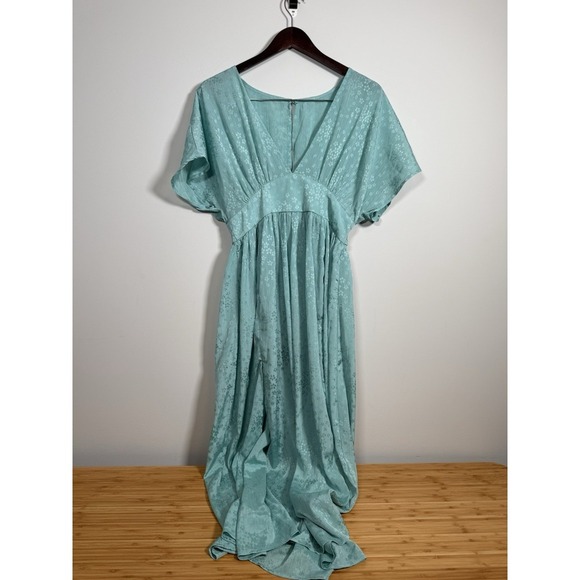 Cupshe Dresses & Skirts - Cupshe Teal Floral-Texture Maxi Dress – Size M – Flowy Beach/Resort Style